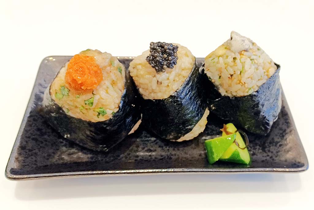 キャビアバターおむすび3種